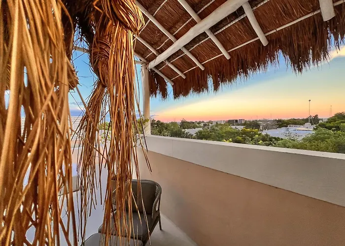 Stylish Mexican Interior Ph- Private Rooftop -gated Community Apartment