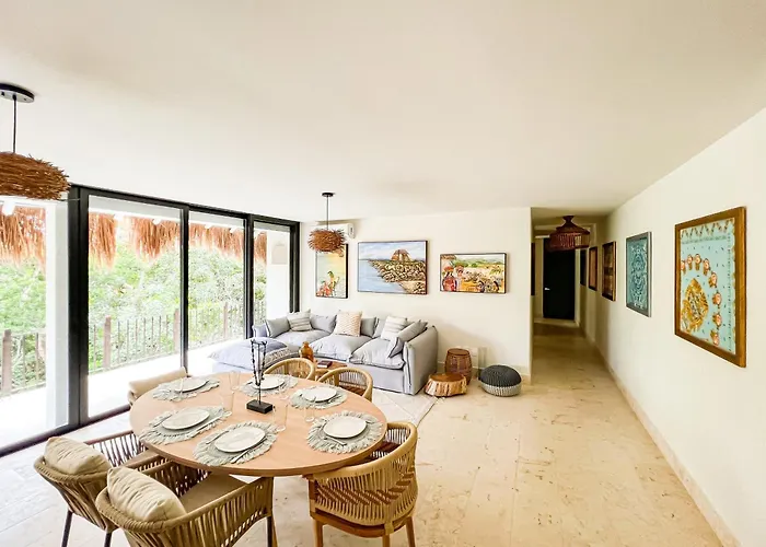 Apartment Stylish Mexican Interior Ph- Private Rooftop -gated Community *