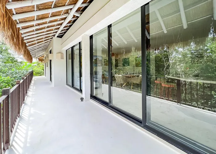 Apartment Stylish Mexican Interior Ph- Private Rooftop -gated Community