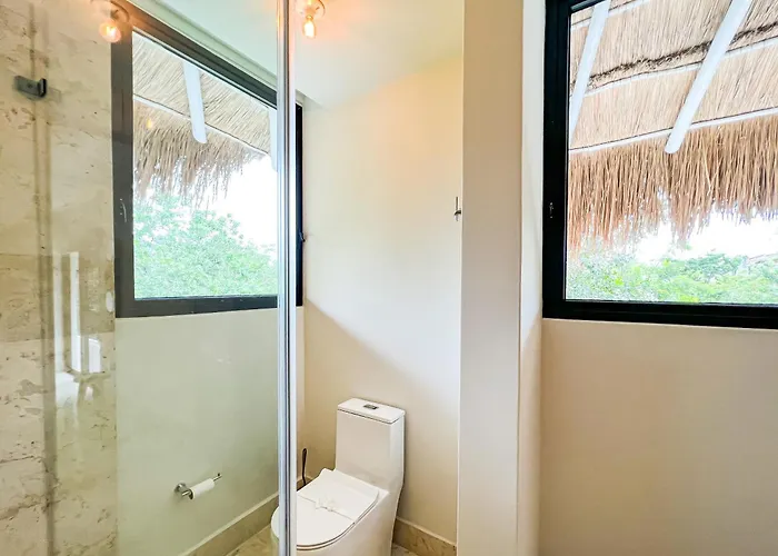 Stylish Mexican Interior Ph- Private Rooftop -gated Community