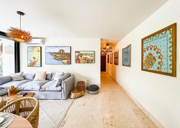 Stylish Mexican Interior Ph- Private Rooftop -gated Community