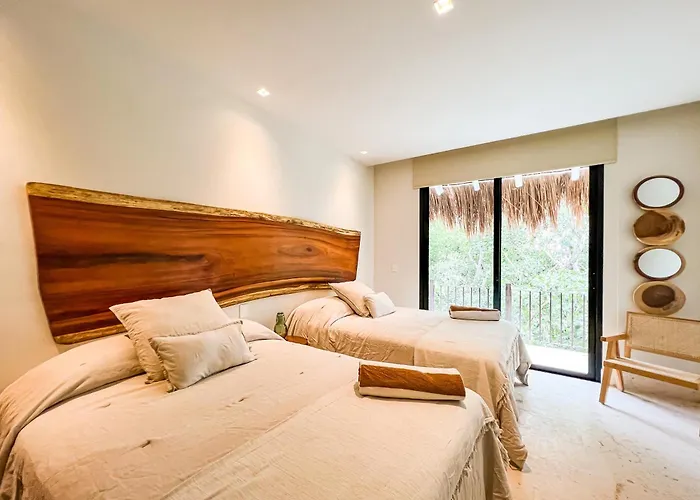 Apartment Stylish Mexican Interior Ph- Private Rooftop -gated Community *