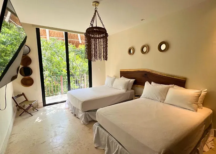 Apartment Stylish Mexican Interior Ph- Private Rooftop -gated Community *